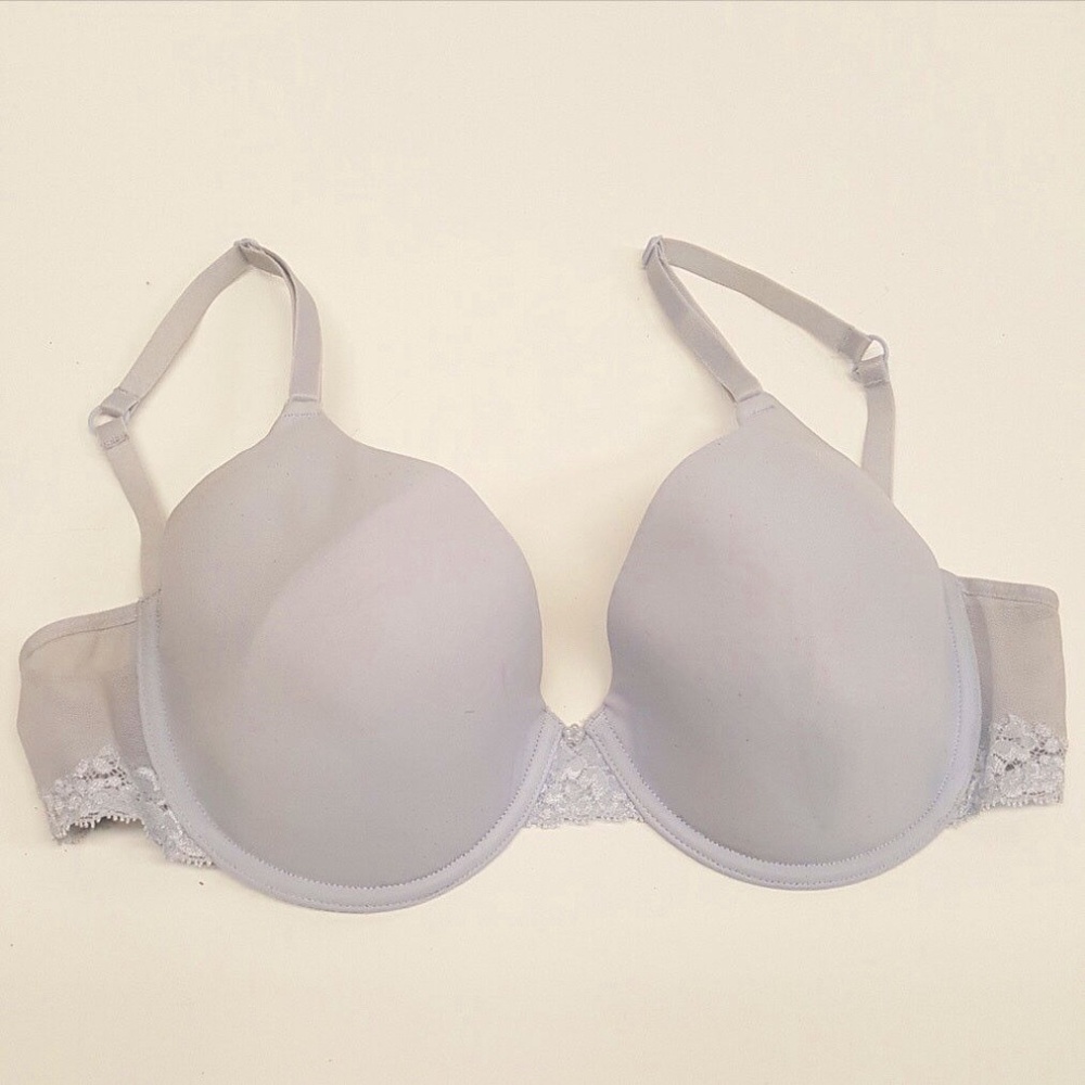 Triumph Powder Blue Underwired Bra Size 36 C